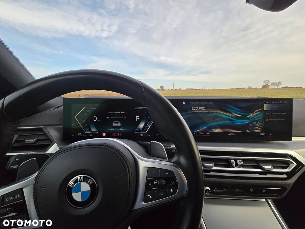 BMW Seria 3 318i M Sport - 22