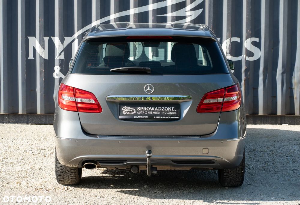 Mercedes-Benz Klasa B 180 BlueEFFICIENCY Edition - 5