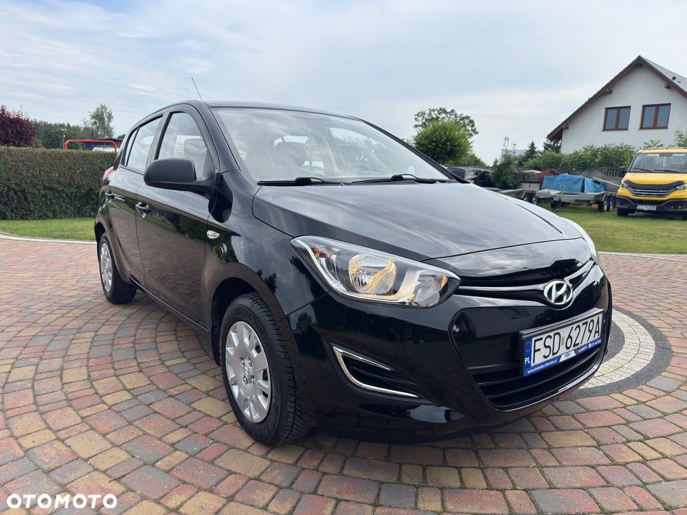 Hyundai i20 - 17