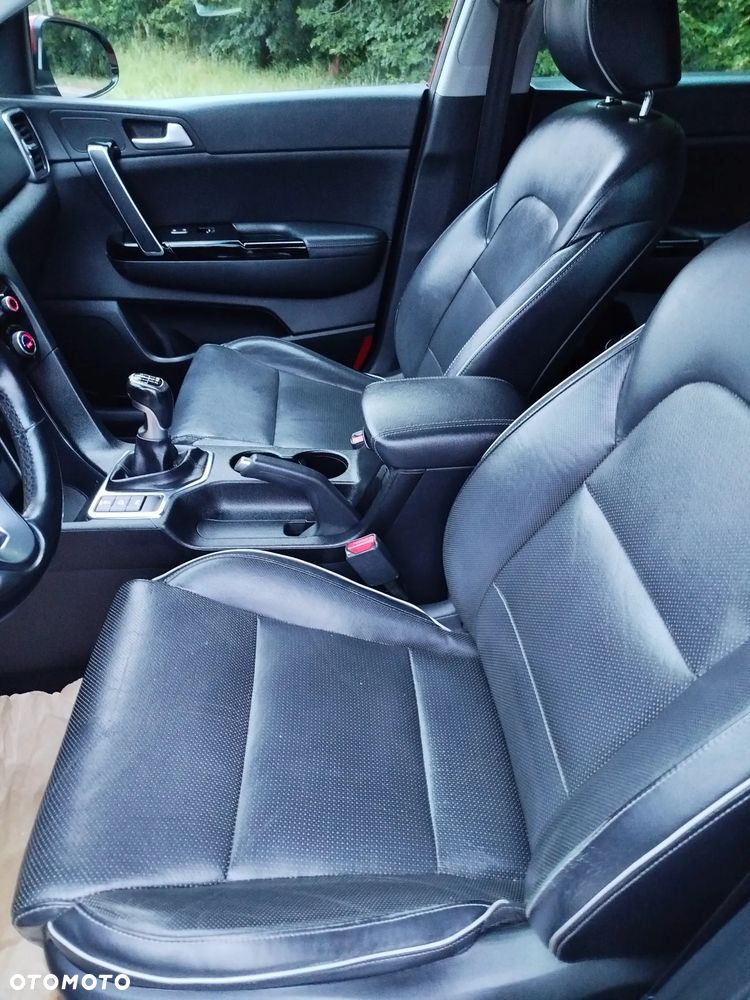 Kia Sportage 1.6 GDI 2WD DREAM-TEAM EDITION - 31
