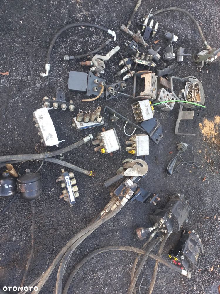 Rozdzielacz Hydrauliczny szybko złącze MAILLEUX SDM 143/2-PM SZYBKOZŁĄCZE do tura zawór sterujący 2S-4550-2ST, dcm142/2,TRIMA MULTI-DOC,KASETA,Ładowacz czołowy,stoll,manip,multizłącze,klamra, TUR FAUCHEUX PRESTIGE 120 F2 - 1