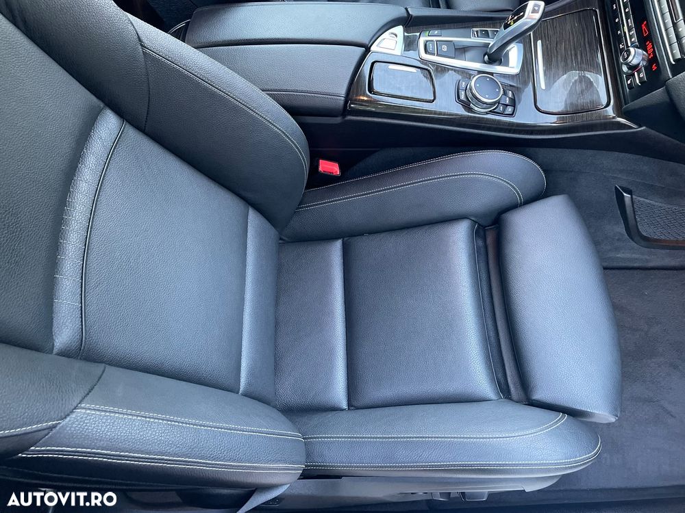 BMW Seria 5 520d Aut. Luxury Line - 22