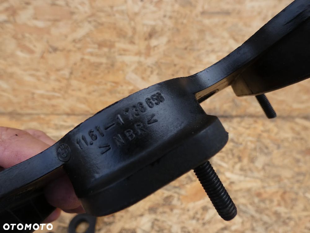 BMW E38 E31 750I 850I V12 USZCZELKI KOLEKTOR  SSĄCY SSĄCEGO 1736656 - 9