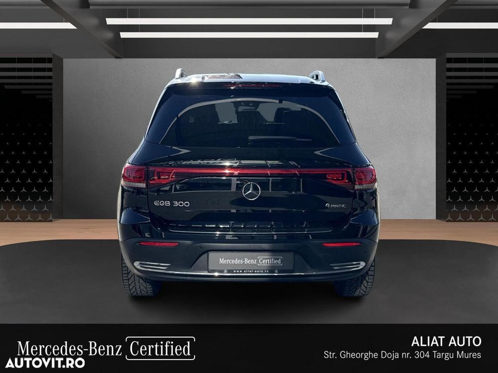 Mercedes-Benz EQB 300 4MATIC - 9