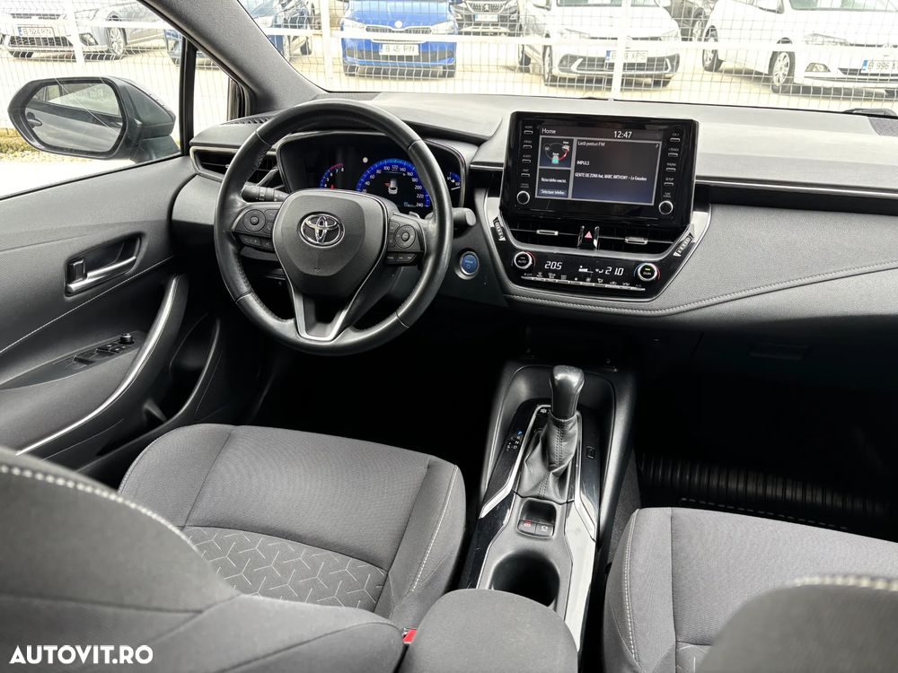 Toyota Corolla 2.0 Business Edition - 13