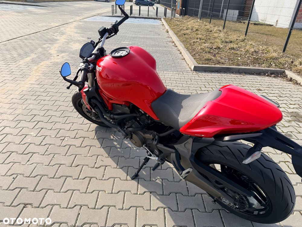Ducati Monster - 4