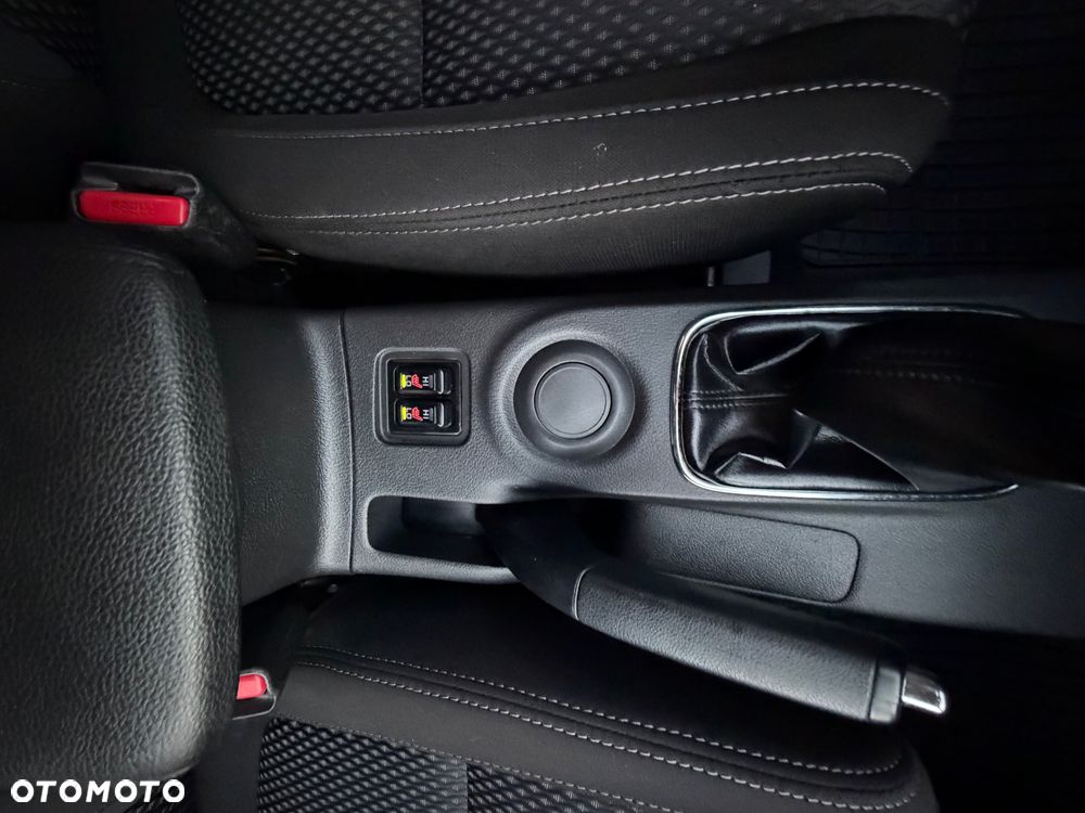 Mitsubishi Outlander 2.0 2WD Active - 16