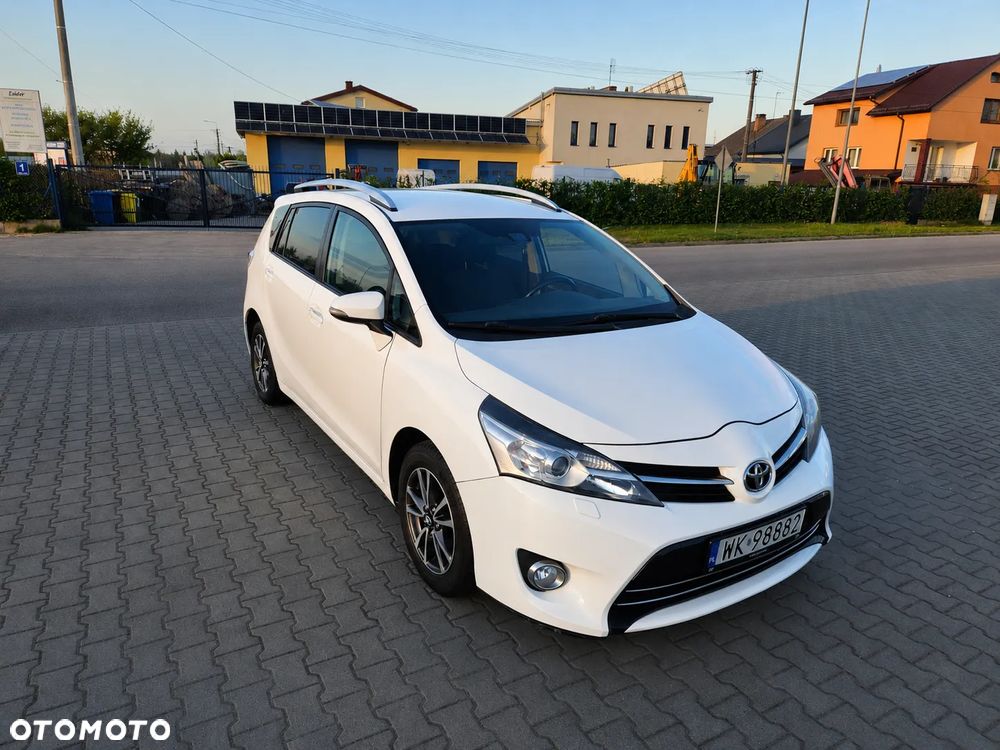 Toyota Verso 1.6 D-4D Premium 7os EU6 - 2