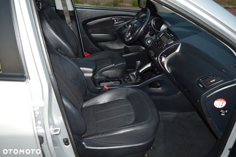 Hyundai ix35 - 16