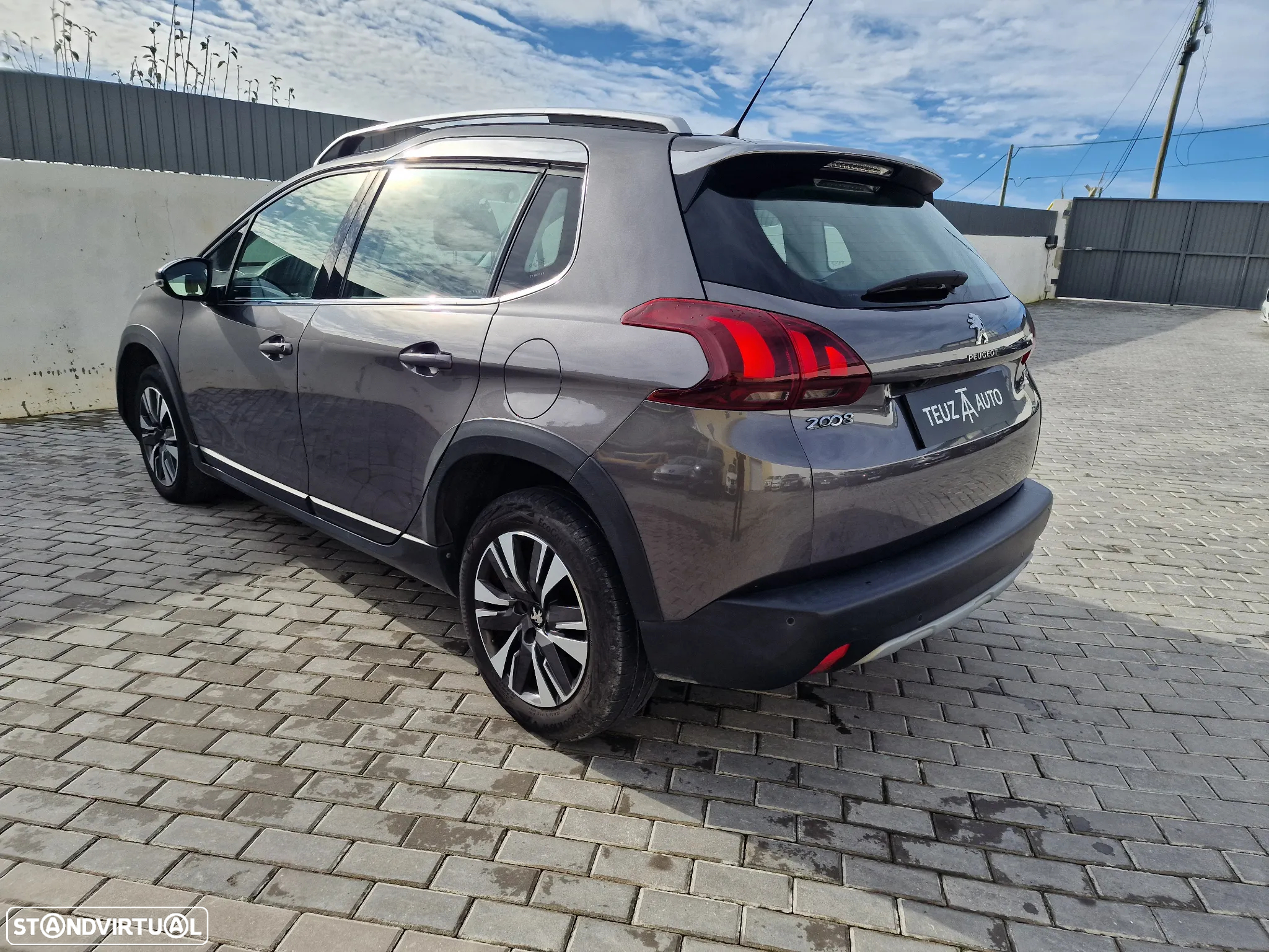 Peugeot 2008 PureTech 110 Stop&Start Allure - 5