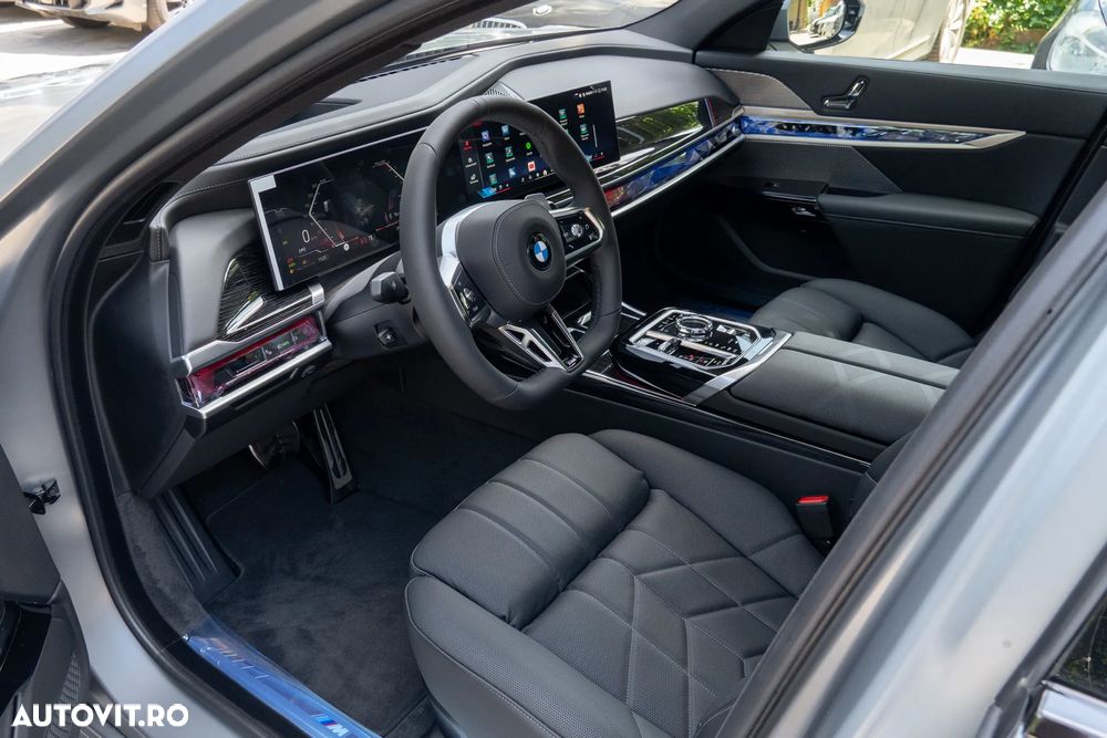 BMW Seria 7 740d xDrive MHEV - 10