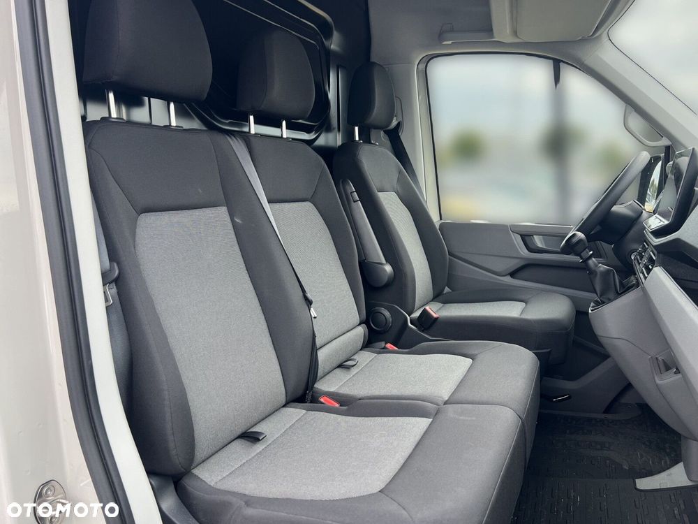 Volkswagen Crafter FURGON 4.490 35 2.0 TDI 130 kW 6-G - 24