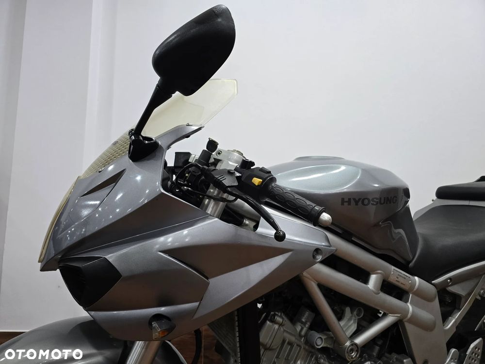 Hyosung GT - 10