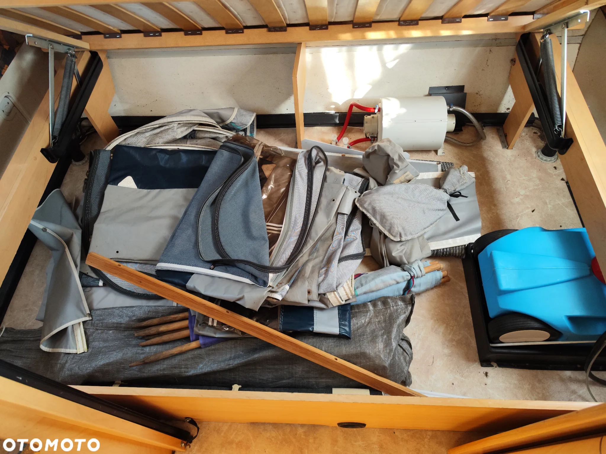 Hobby De Luxe 440 - 21