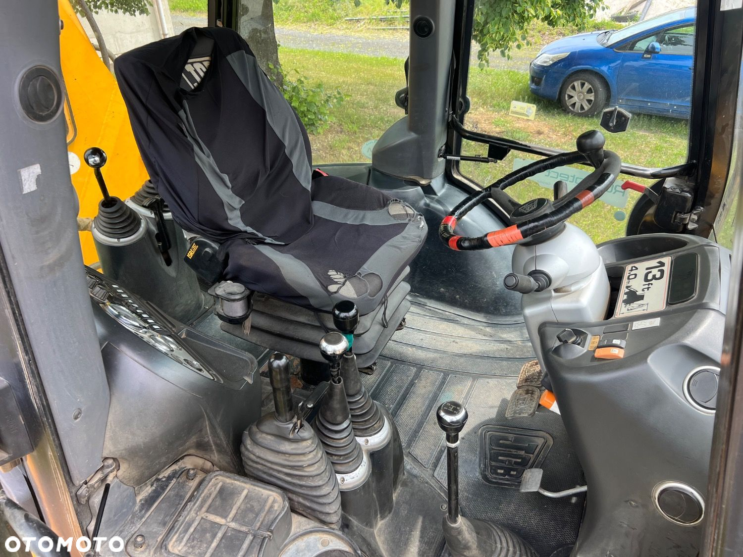 JCB 3Cx 4X4 - 24