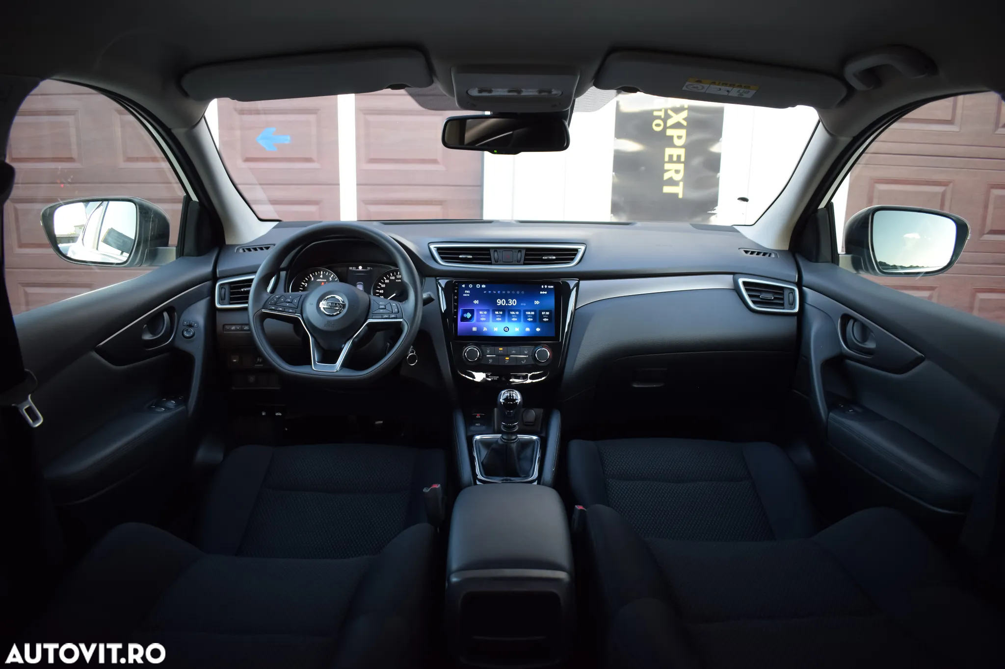 Nissan Qashqai 1.3 DIG-T VISIA - 6