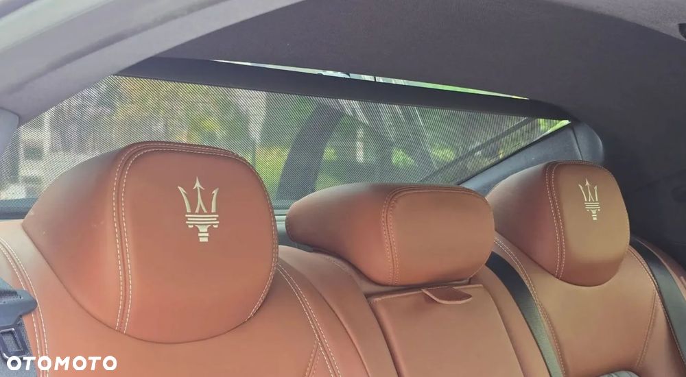 Maserati Ghibli Granlusso - 11