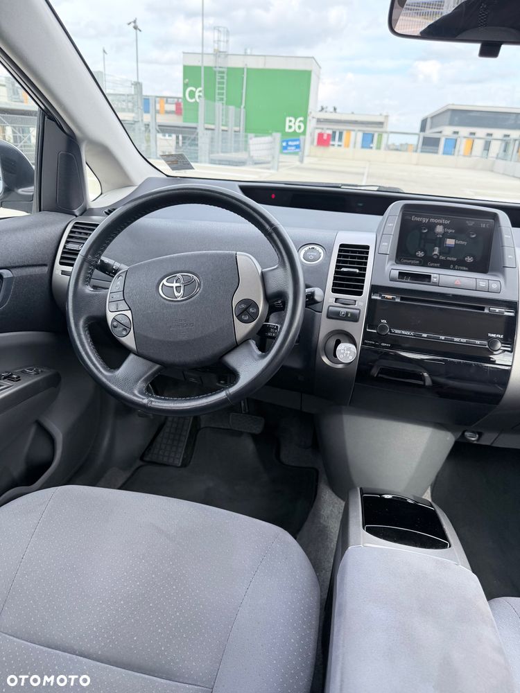 Toyota Prius 1.5 VVT-i Sol (nav) - 9