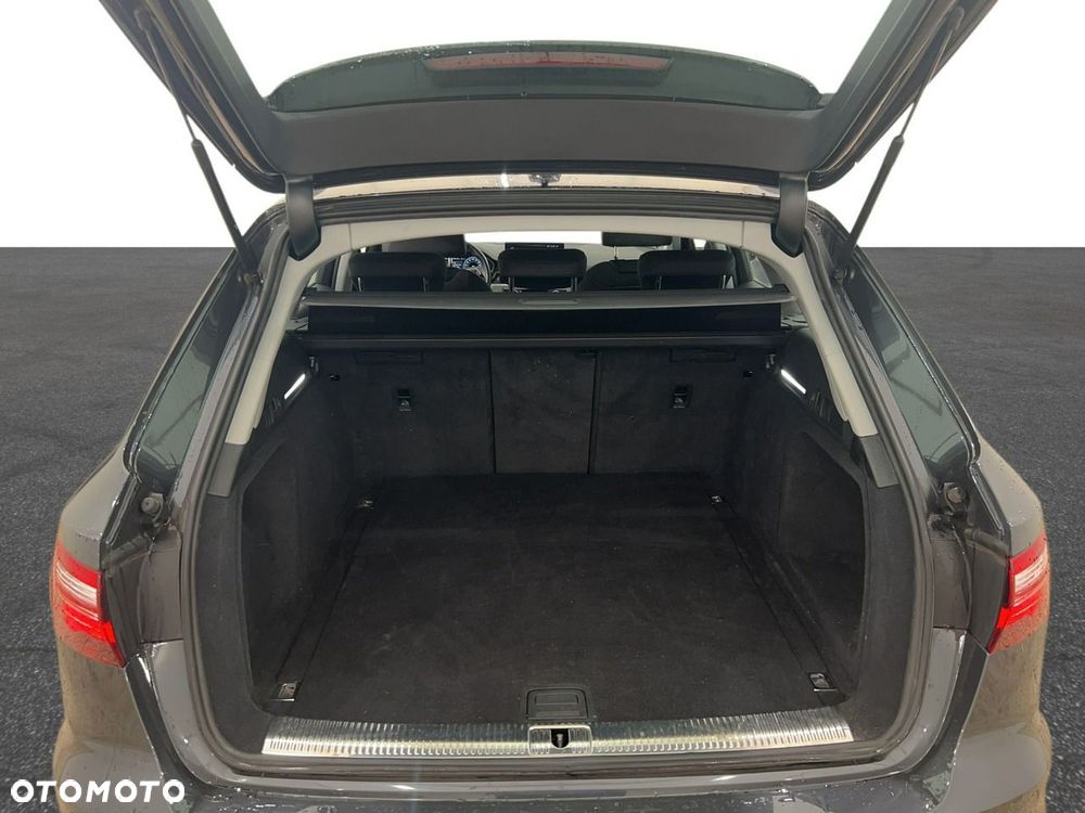 Audi A4 Avant 35 TFSI mHEV S tronic - 11