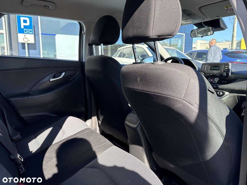 Hyundai i30 - 23