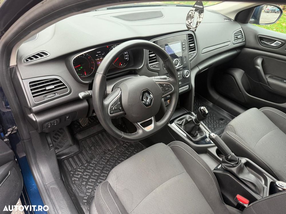 Renault Megane - 10