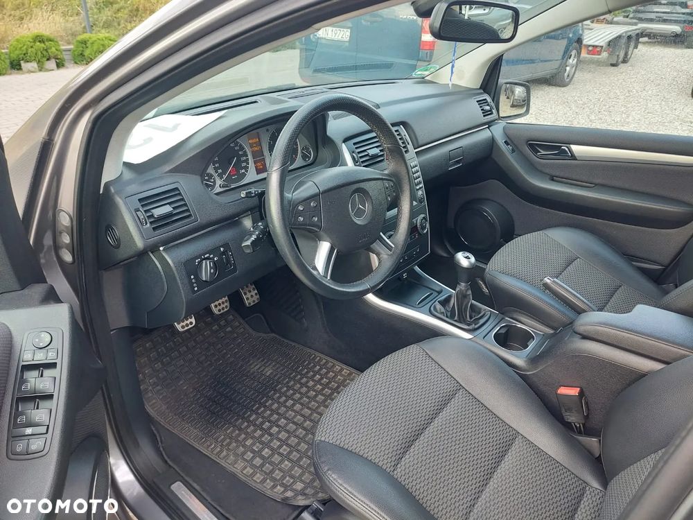 Mercedes-Benz Klasa B 160 BlueEffICIENCY - 7