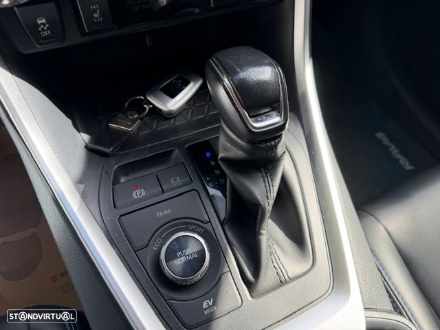 Toyota RAV4 2.5 HDF Square Collection AWD-i - 14