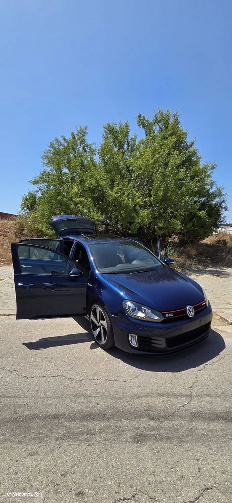 VW Golf 2.0 GTI DSG - 4