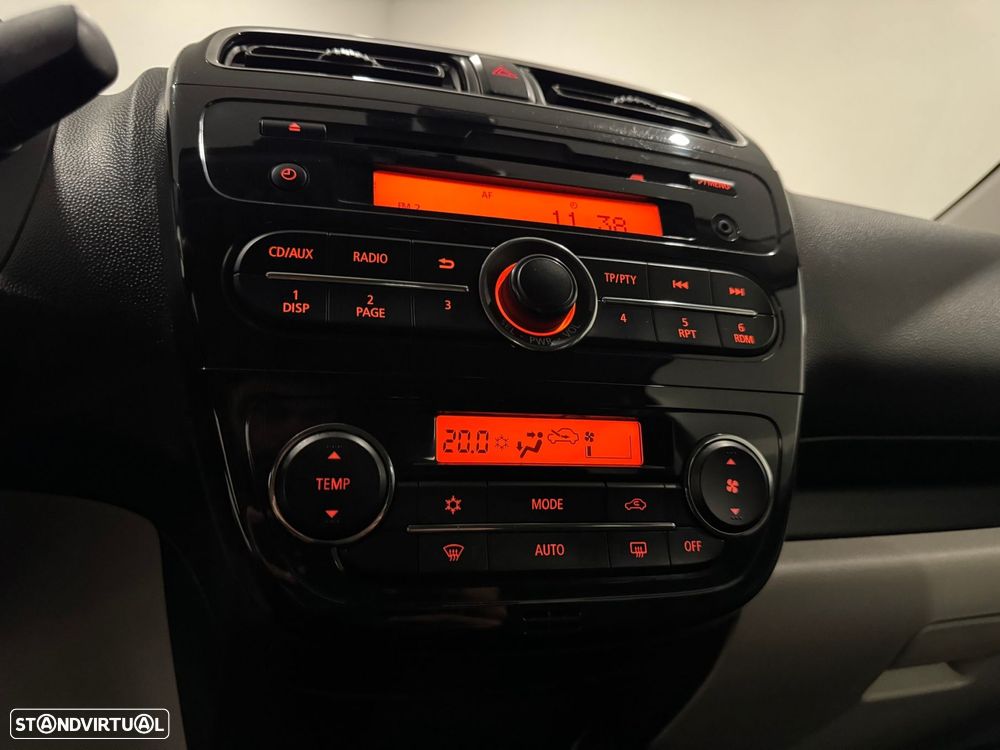 Mitsubishi Space Star 1.2 Intense - 33