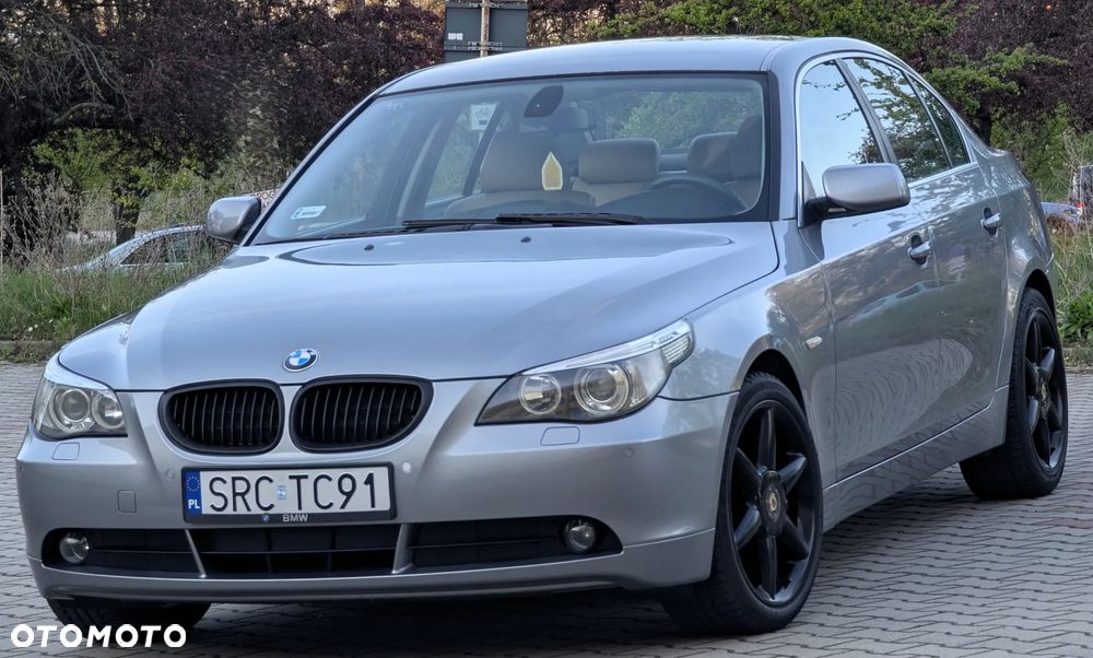 BMW Seria 5 520i Touring Edition Sport - 1