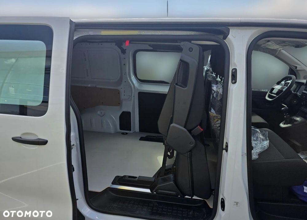 Opel Vivaro 2.2 CDTI XL 3,1t (brygadówka -  składany) - 11