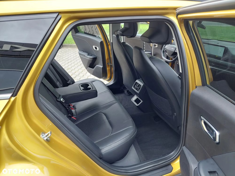 Kia K4 - 30