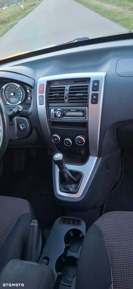 Hyundai Tucson 2.0 Comfort 2WD - 13