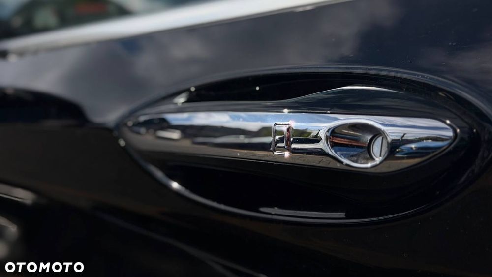 Infiniti Q50 2.0t Sport Sound Studio by Bose - 7