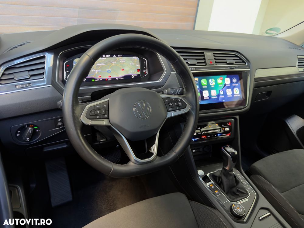 Volkswagen Tiguan 2.0 TDI SCR 4MOTION DSG Elegance - 23