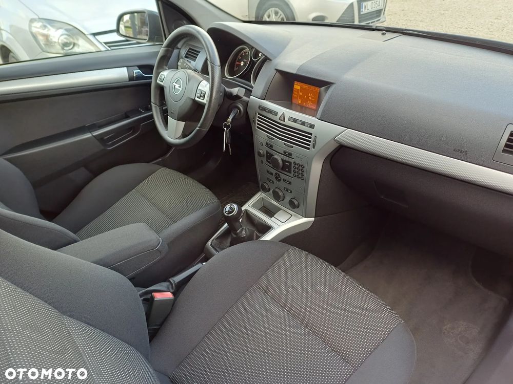 Opel Astra 1.6 Cosmo - 17