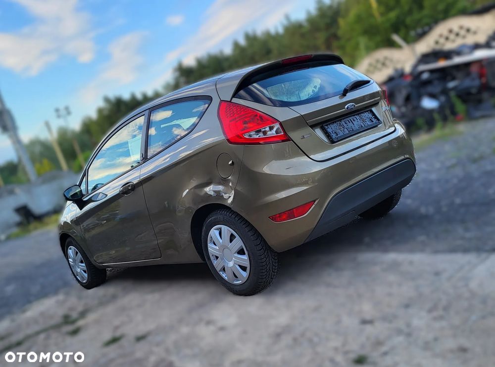 Ford Fiesta - 5