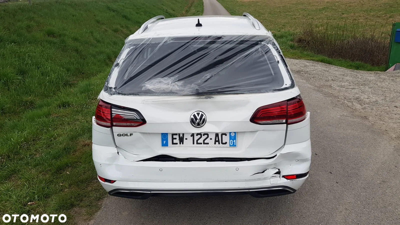 Volkswagen Golf - 4