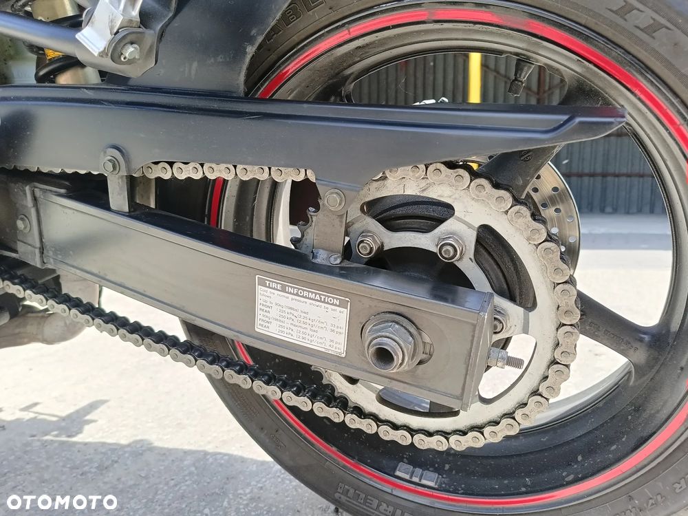 Yamaha FZ6 - 8
