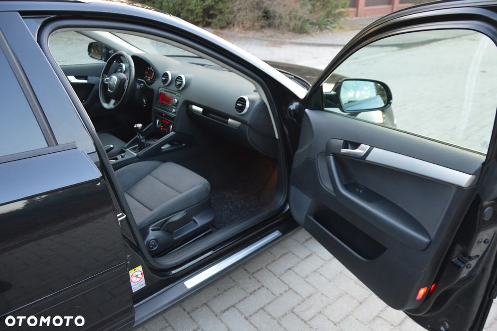 Audi A3 Sportback 2.0 TDI Ambition - 16