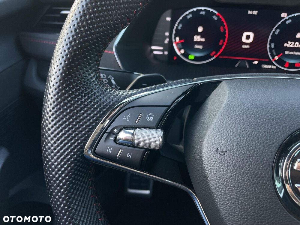 Skoda Octavia 2.0 TDI RS DSG - 35