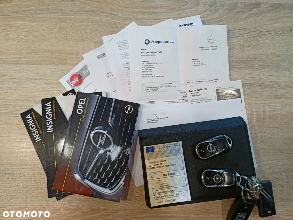 Opel Insignia - 36