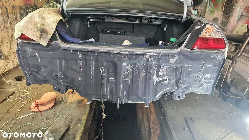 Honda Accord 3.0i ES - 14
