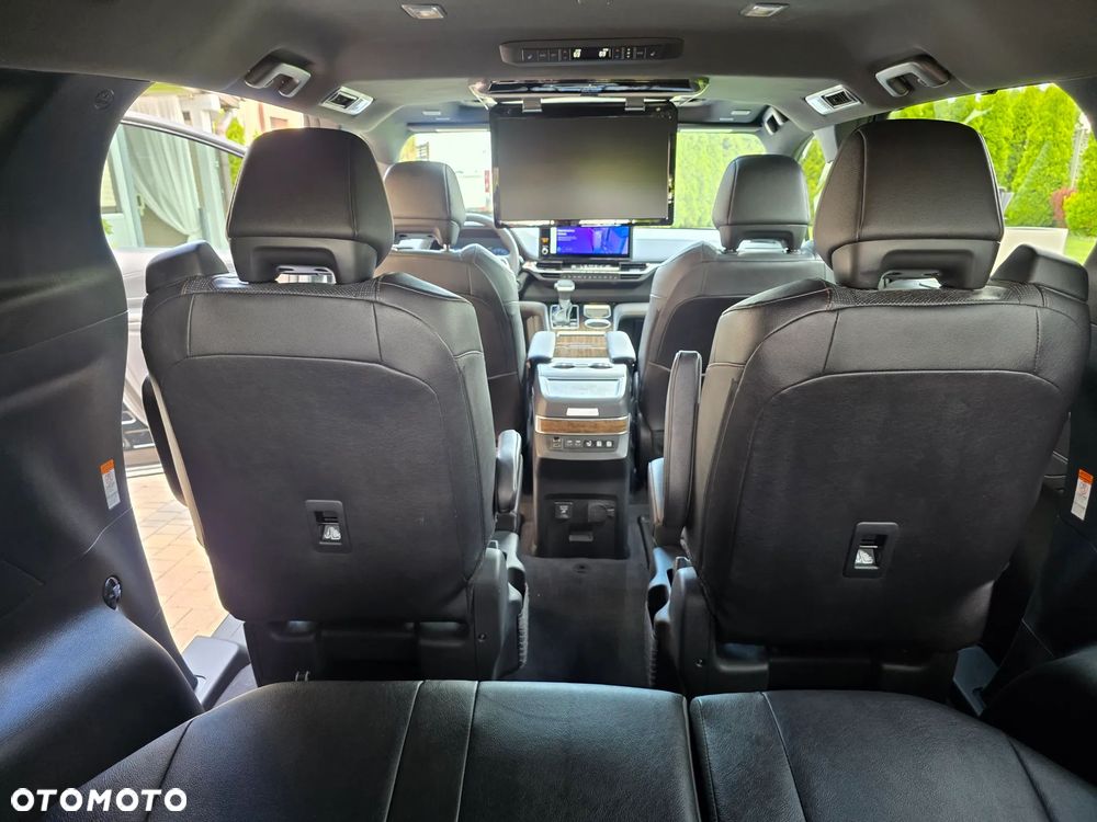 Toyota Sienna - 16
