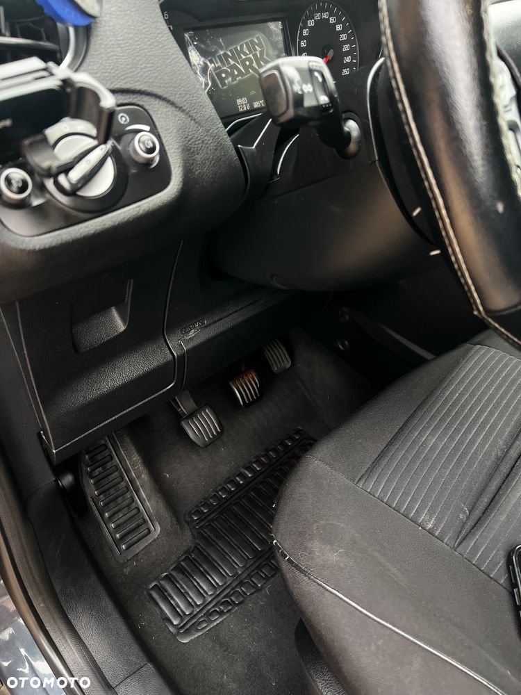Ford S-Max - 27