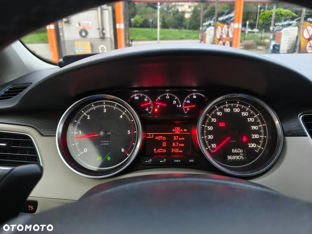 Peugeot 508 1.6 e-HDi Active S&S - 13