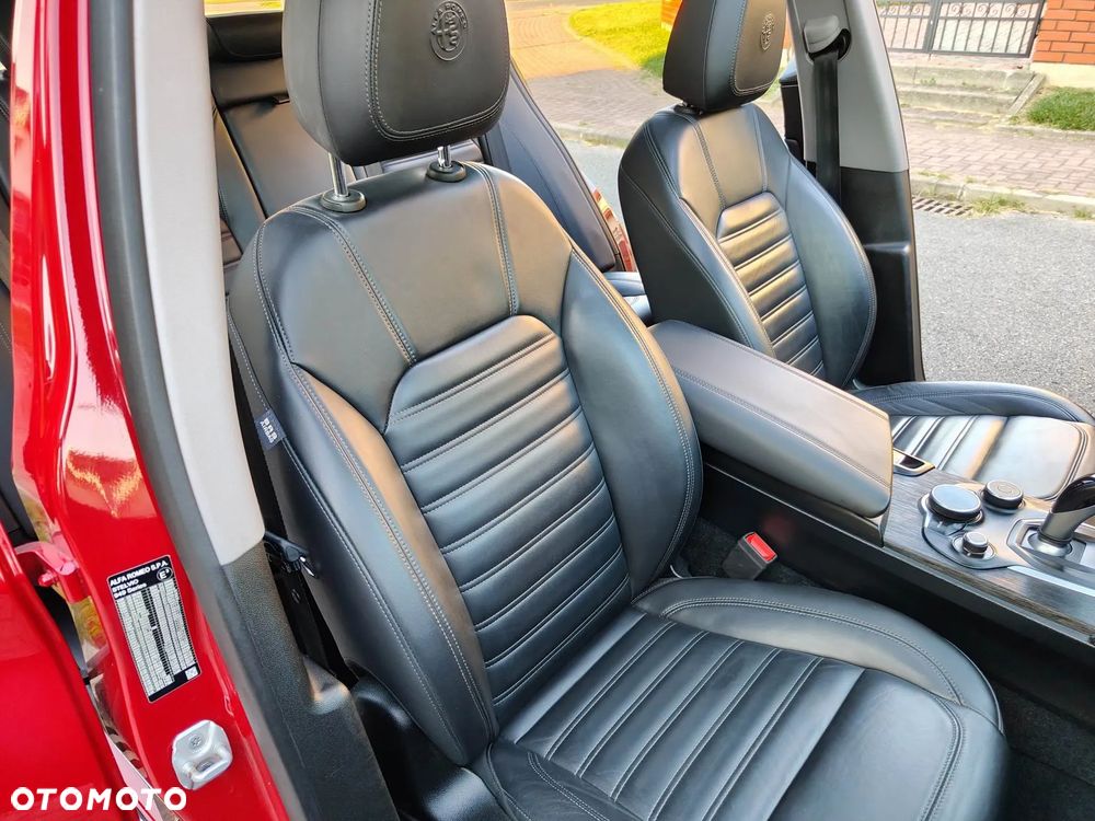 Alfa Romeo Stelvio 2.2 JTDM - 21