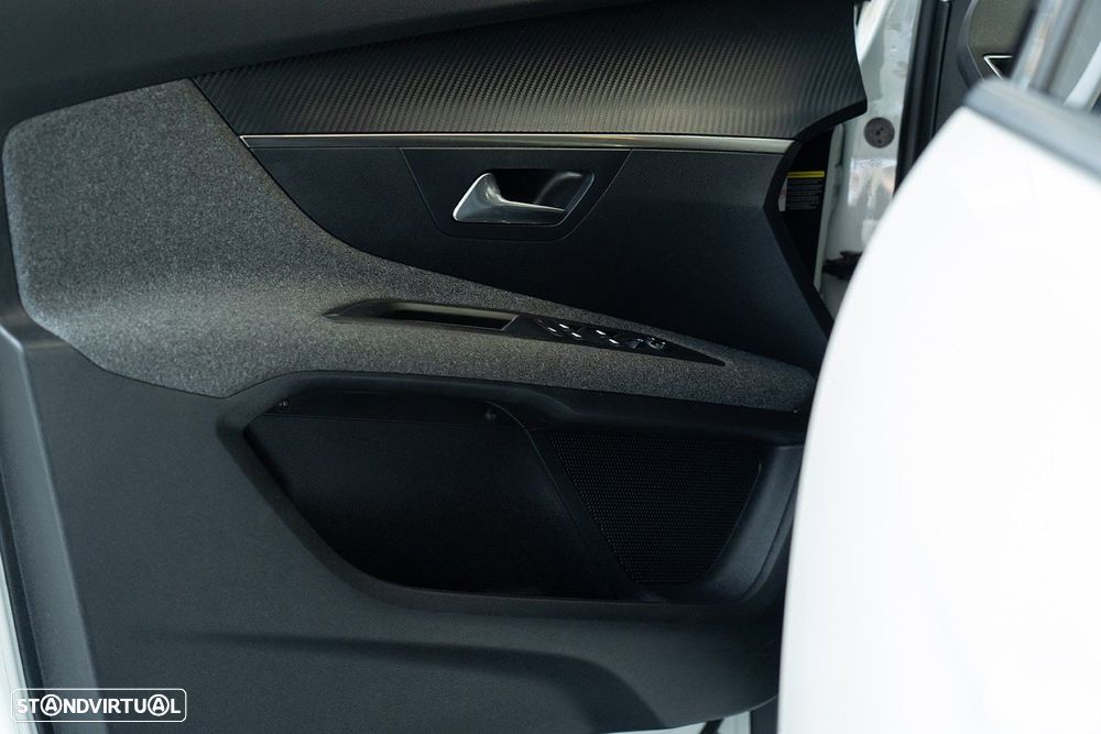 Peugeot 3008 1.5 BlueHDi Active - 15