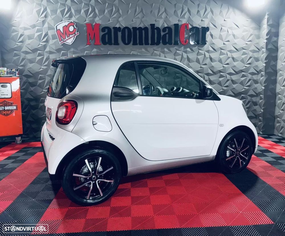 Smart ForTwo Coupé 1.0 mhd Pulse 71 Softouch - 8