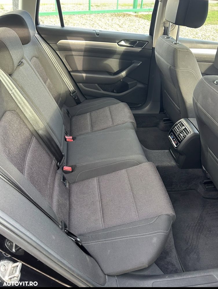 Volkswagen Passat 2.0 TDI DSG Comfortline - 8